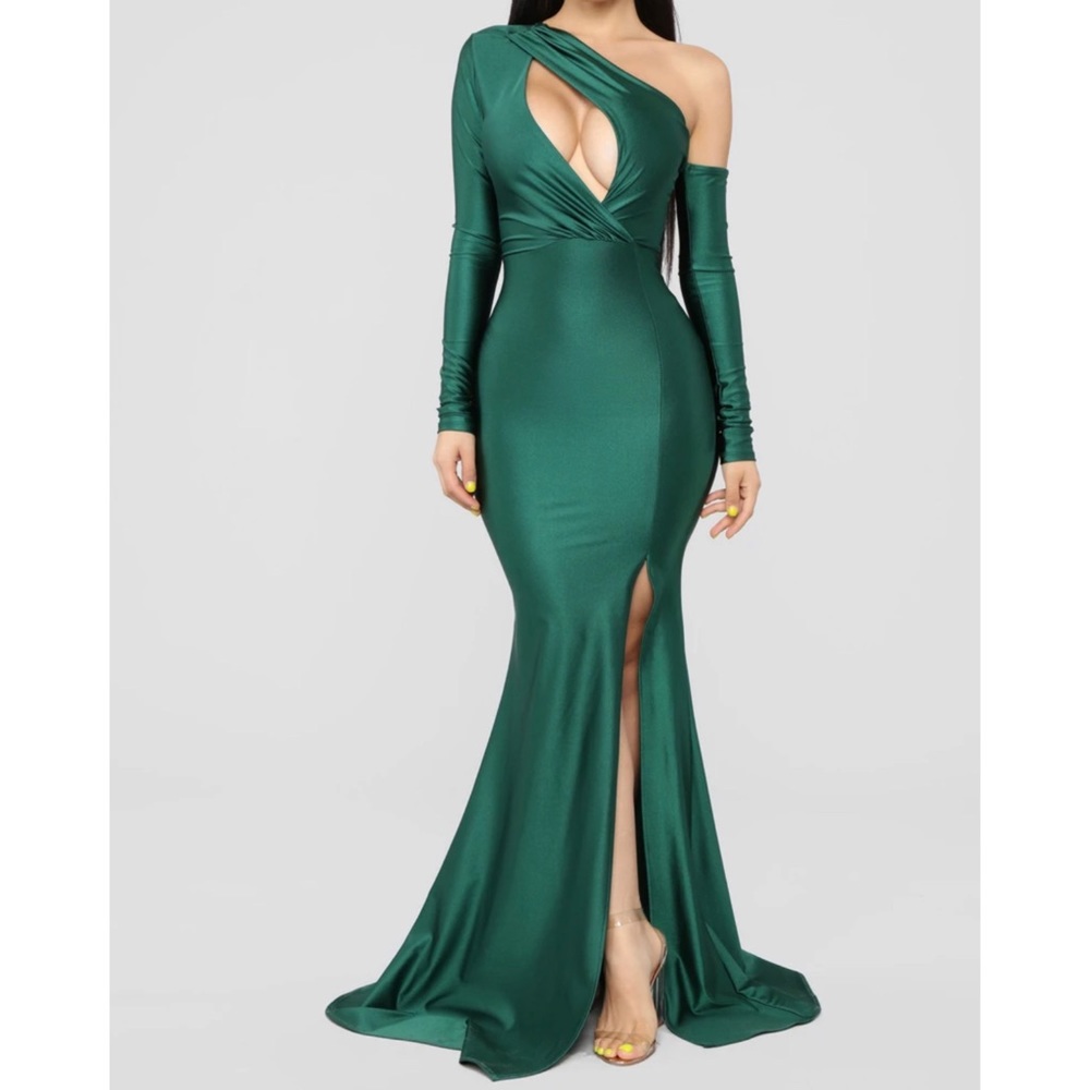 Pretty Hurts Hunter Green Dress